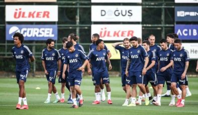 Fenerbahçe, Beşiktaş derbisi hazırlığına başladı