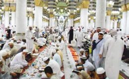Suudi Arabistan’daki camilerde iftar vermek yasaklandı