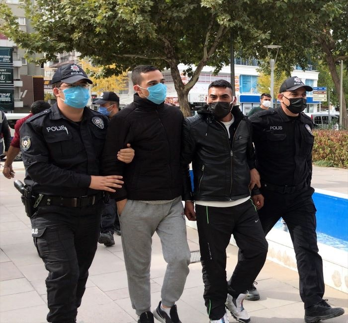 Kırşehir’de inşaat ve dairelerden malzeme çalan 4 zanlı yakalandı