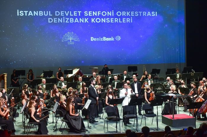 İDSO, AKM’de 13 yıl aranın ardından konser verdi